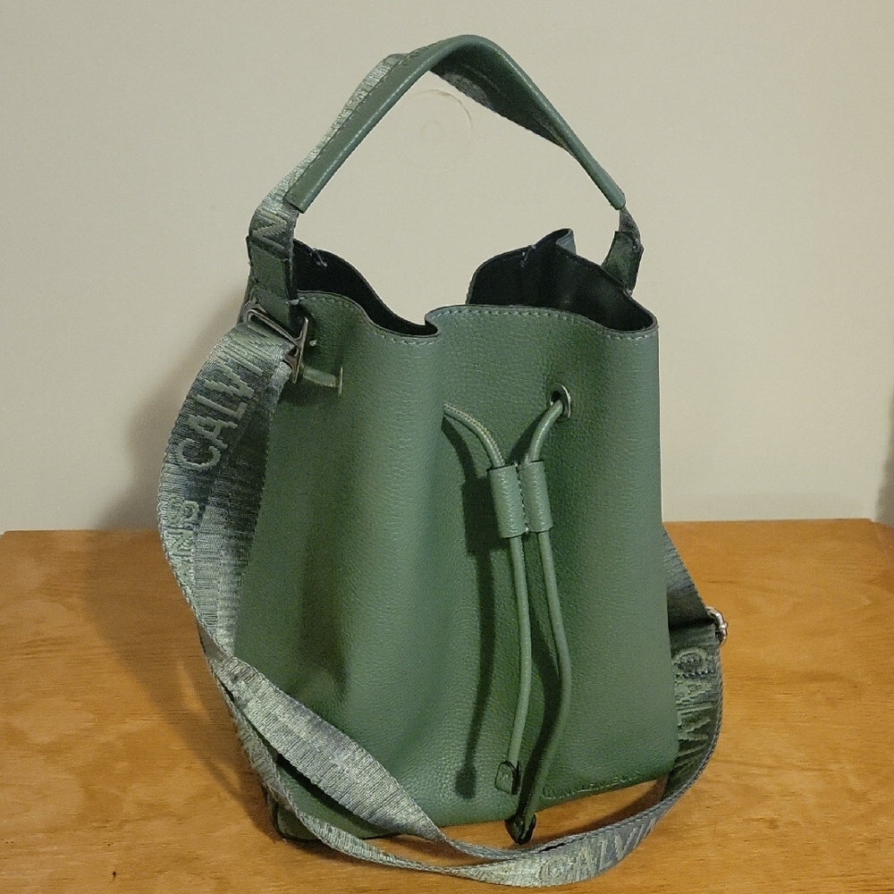 Calvin Klein Jeans Green Shoulder Bag
